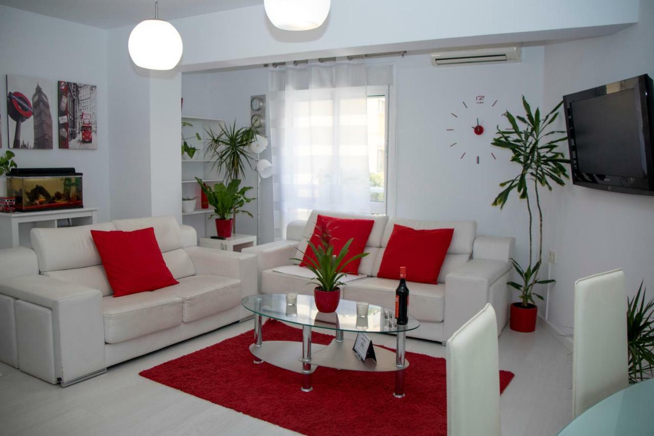 Apartamento E&R Malaga Centro- Parking Gratis Exterior photo